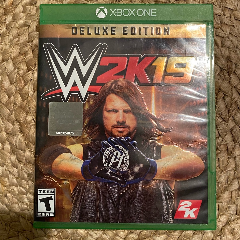 Xbox One WWE Bundle